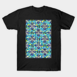 Baby Blue Aesthetic Ornate Crosses Wallpaper Pattern T-Shirt